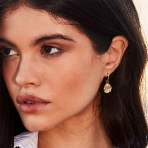 14K MODERN SHELL EARRINGS WITH 42 DIAMONDS 0.20CT