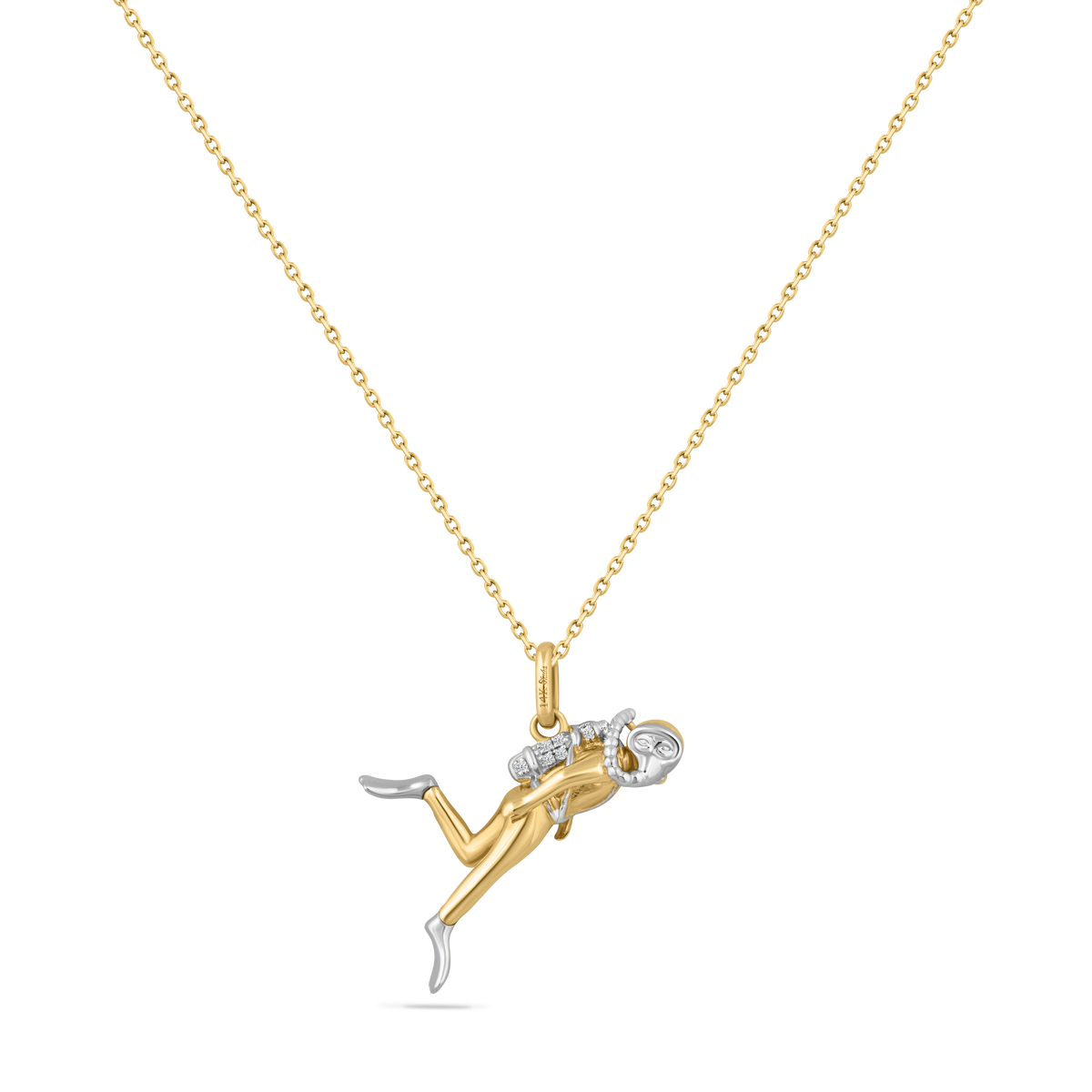 14K TT SMALL SUBA DIVER WITH 6 DIAMONDS 0.020CT ON 18 INCHES CHAIN