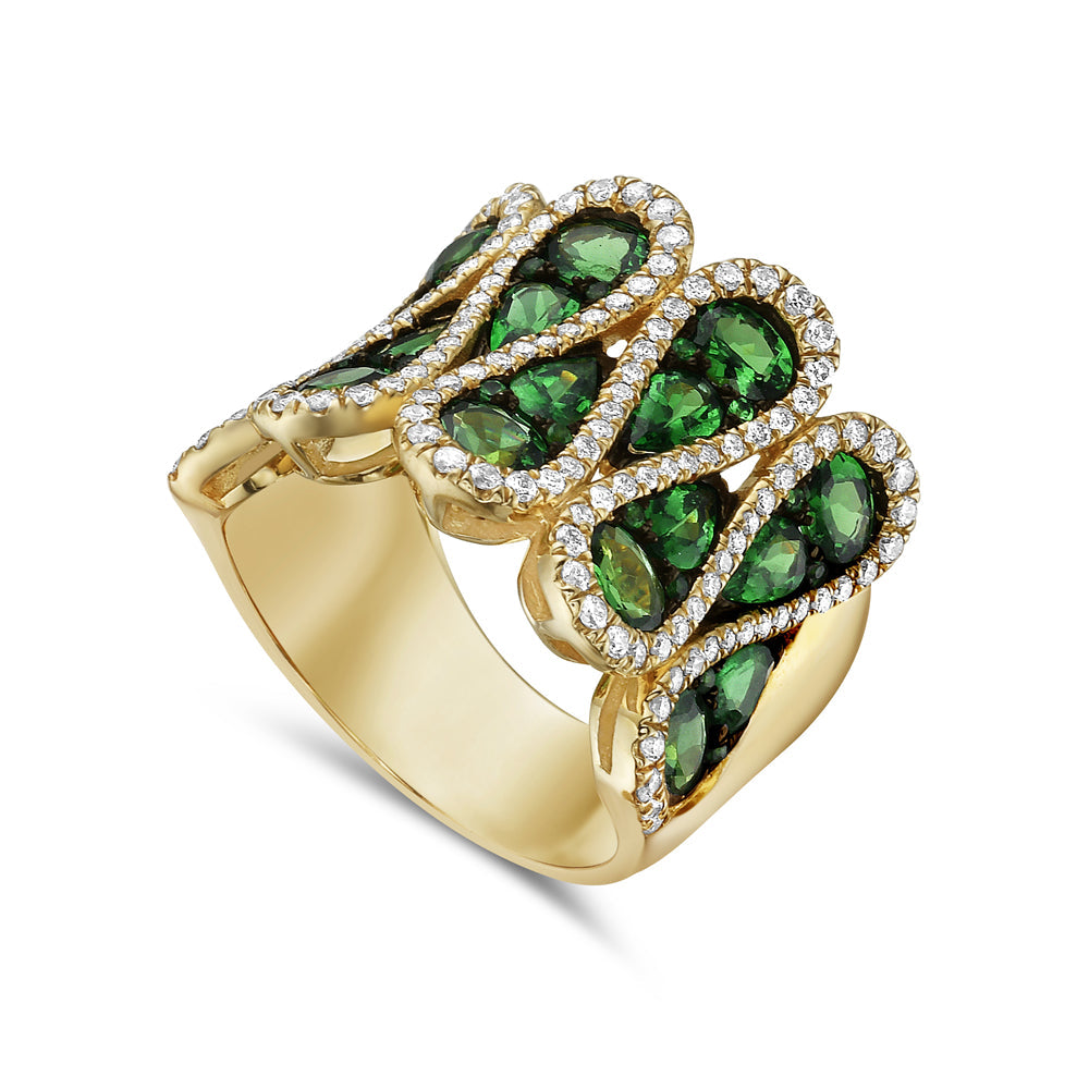 14K SCALLOPED RING WITH 133 DIAMONDS 0.64CT & 36 GREEN GARNETS 3.23CT